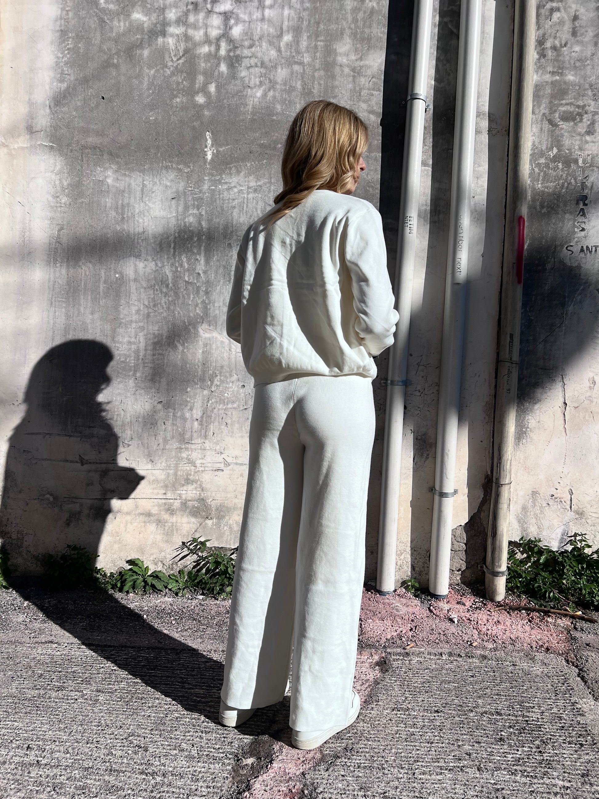 Outfit completo donna  - coordinato 3 pezzi invernale elegante - vista posteriore
