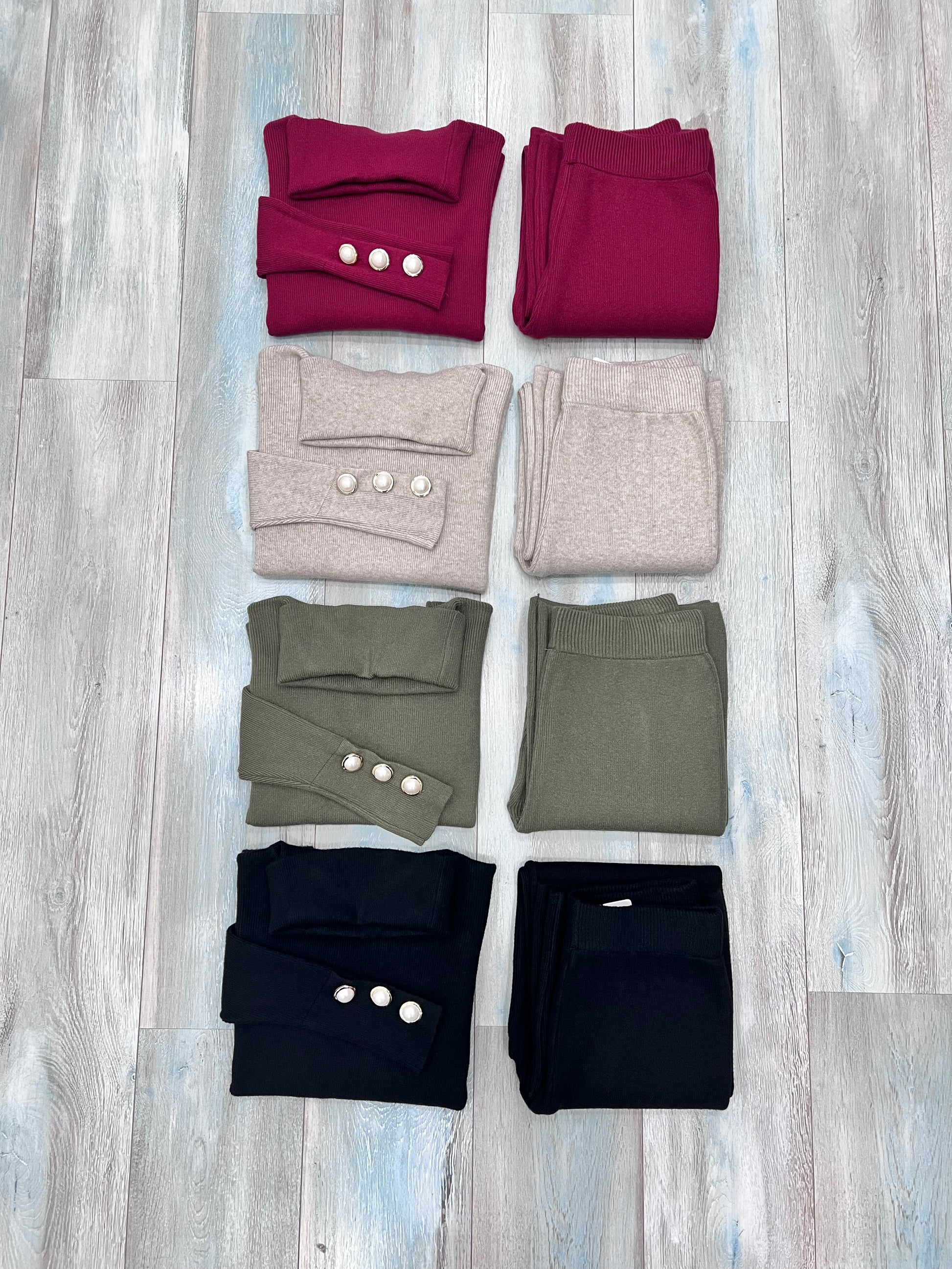 Set maglia e pantalone donna - Lanetta di qualità superiore - Completo versatile taglia unica - colori disponibili
