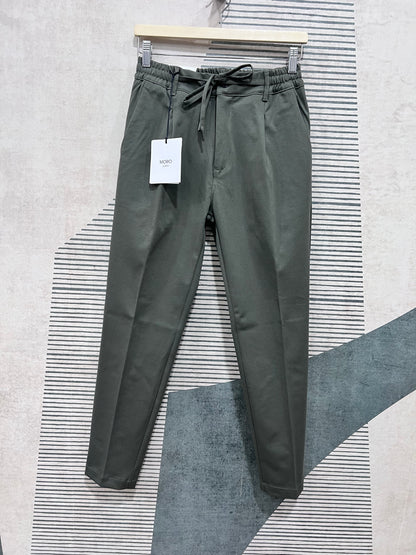 pantalone Uomo punto milano colore verde militare - vista e-commerce sfondo neutro.