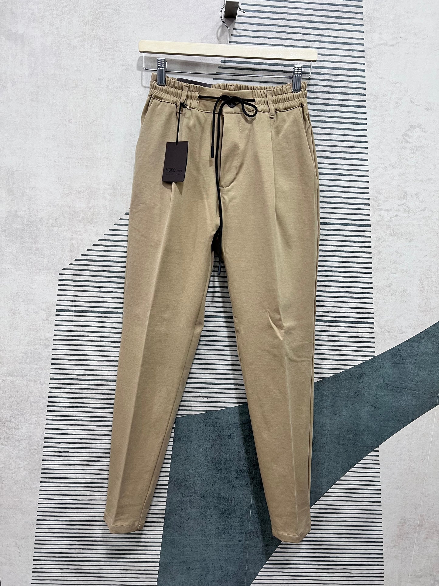 pantalone Uomo punto milano colore safari - vista e-commerce sfondo neutro.
