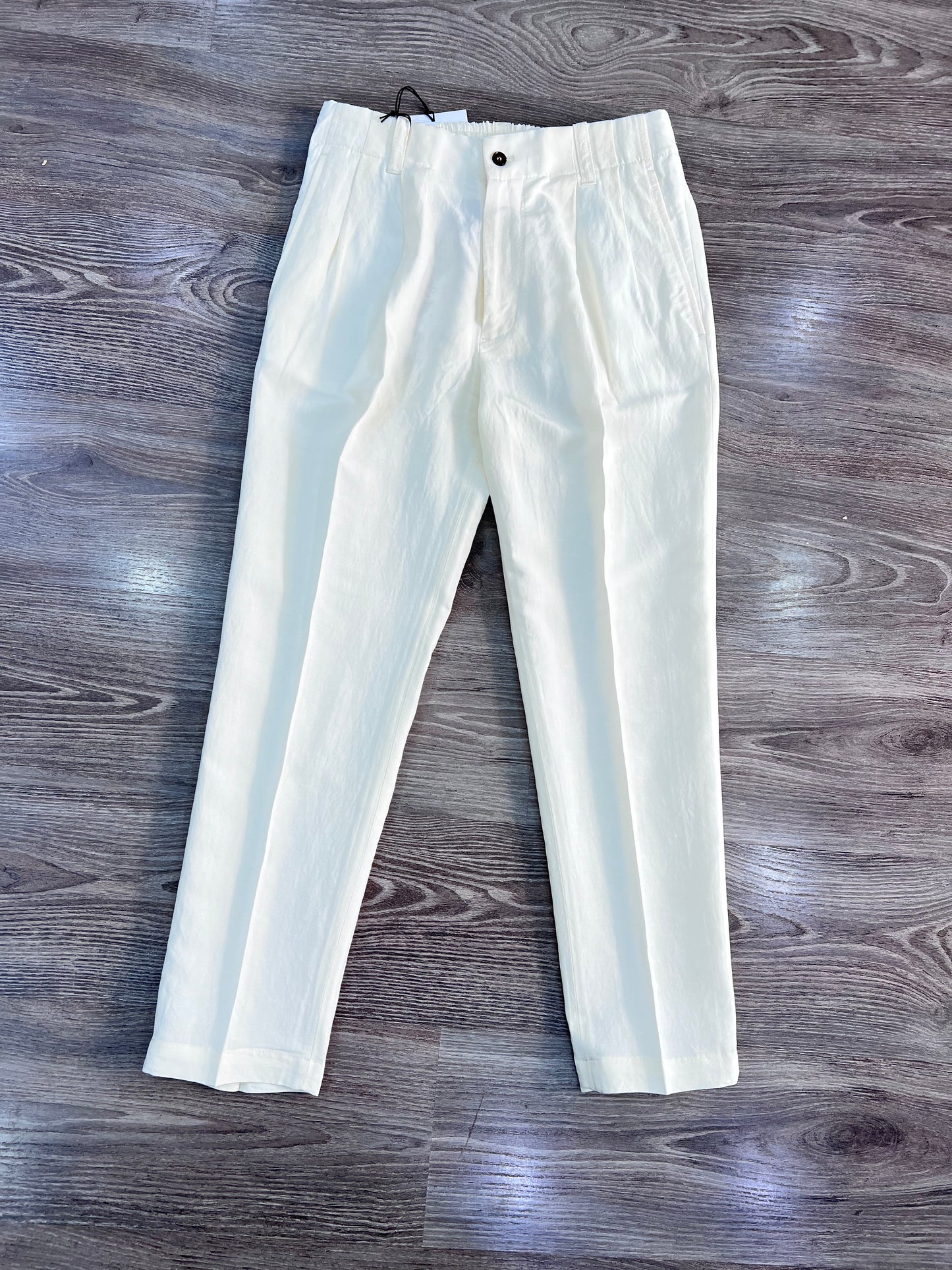 Pantalone sartoriale uomo con pince colore Bianco – ME82 Frarò, tessuto Tencel e Lino Made in Italy