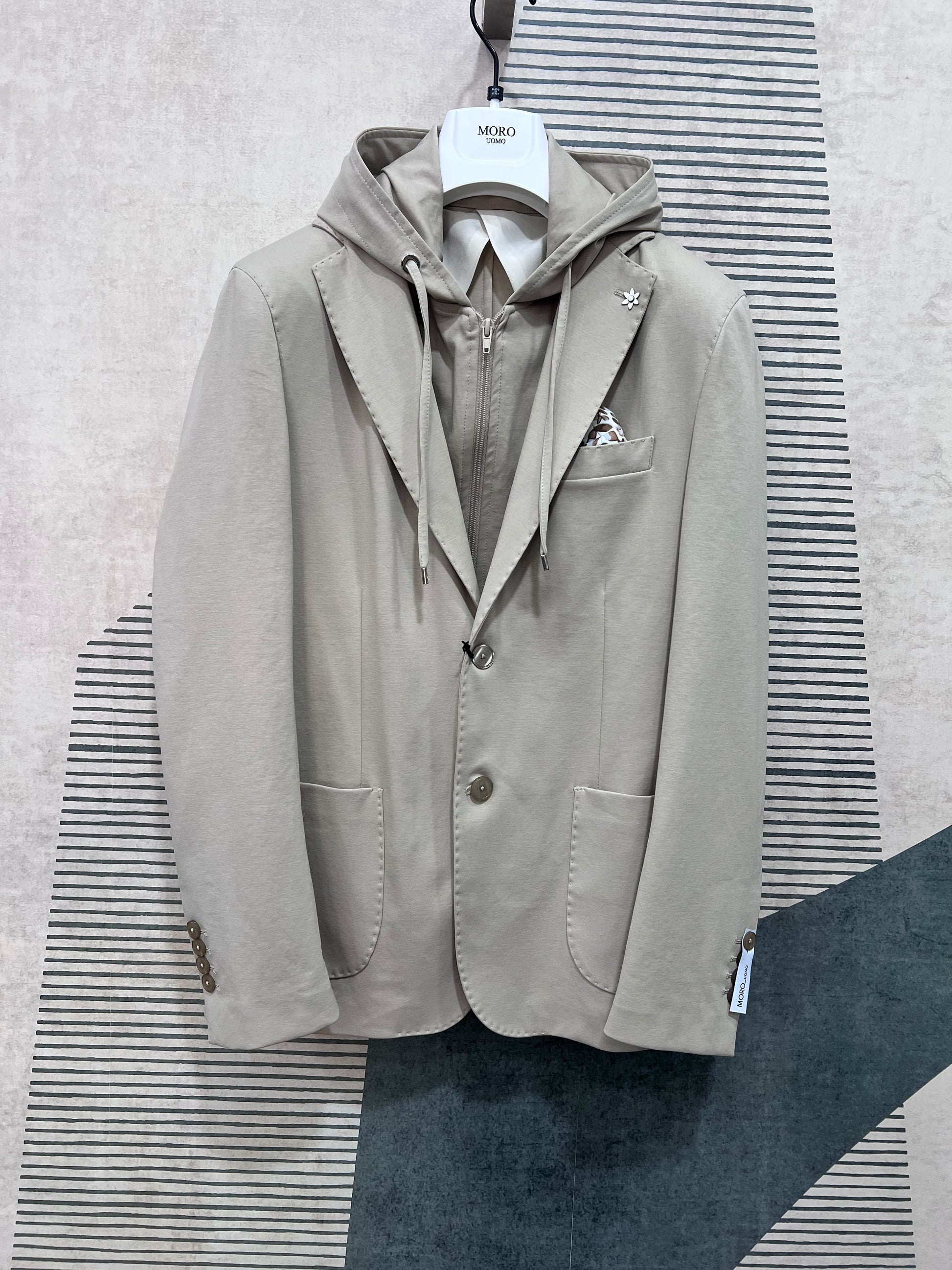 Giacca Uomo MEG Punto Milano Beige con Cappuccio Rimovibile – Made in Italy Collezione Estiva