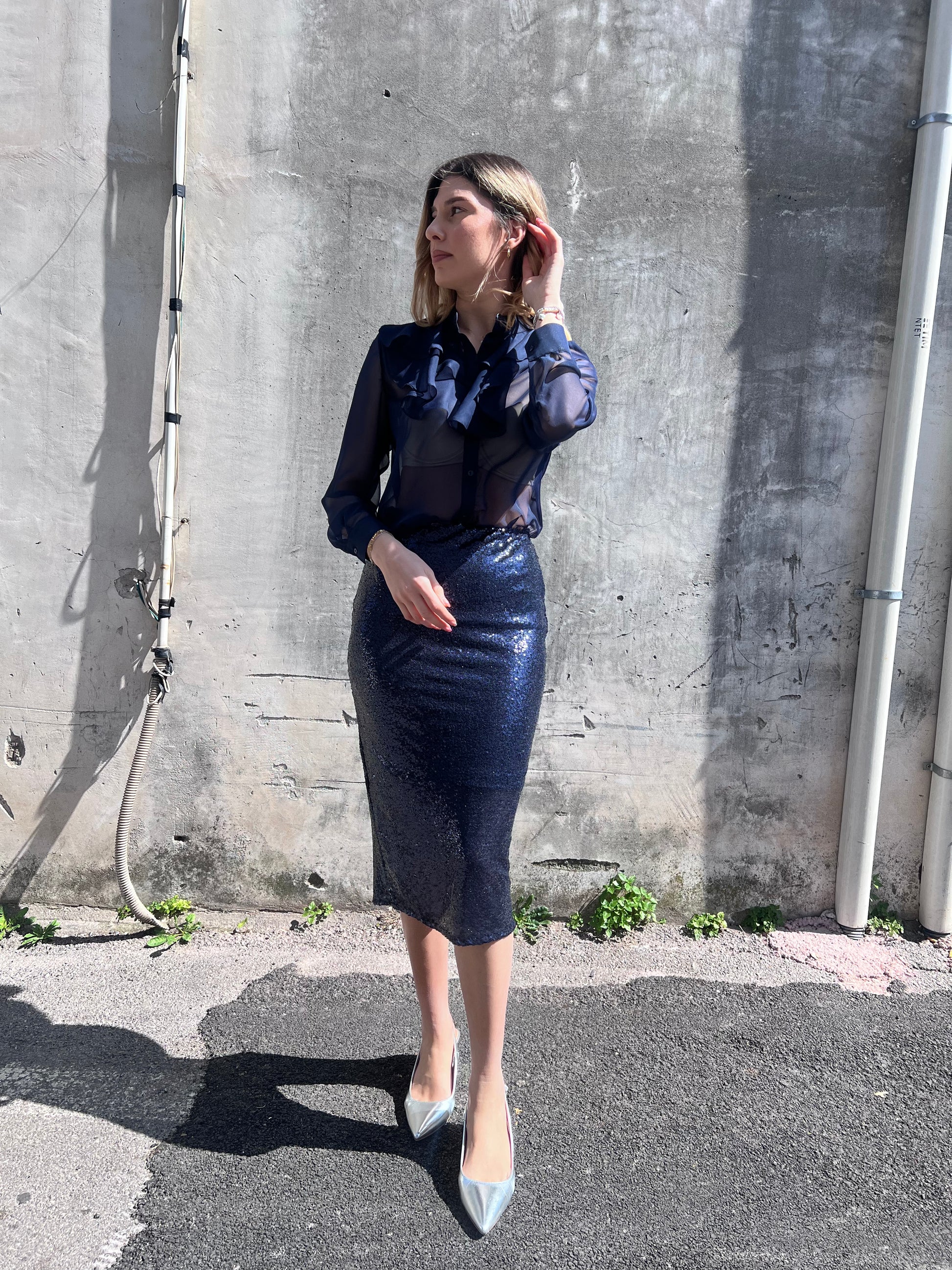 Gonna midi paillettes donna 362 bluett – vita alta, total look indossato, Luxury Collection Erica Bellucci SS26
