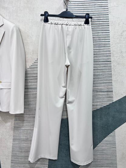 dettaglio del dietro pantalone con elastico del Tailleur donna 594 Burro 