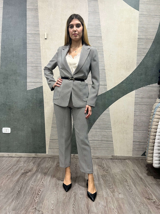 Suit 531