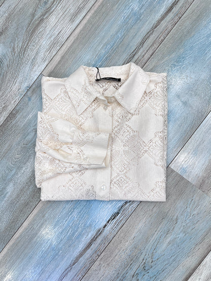 Camicia donna traforata effetto pizzo manica lunga –  panna - vista frontale abbottonatura – Erica Bellucci Luxury Collection