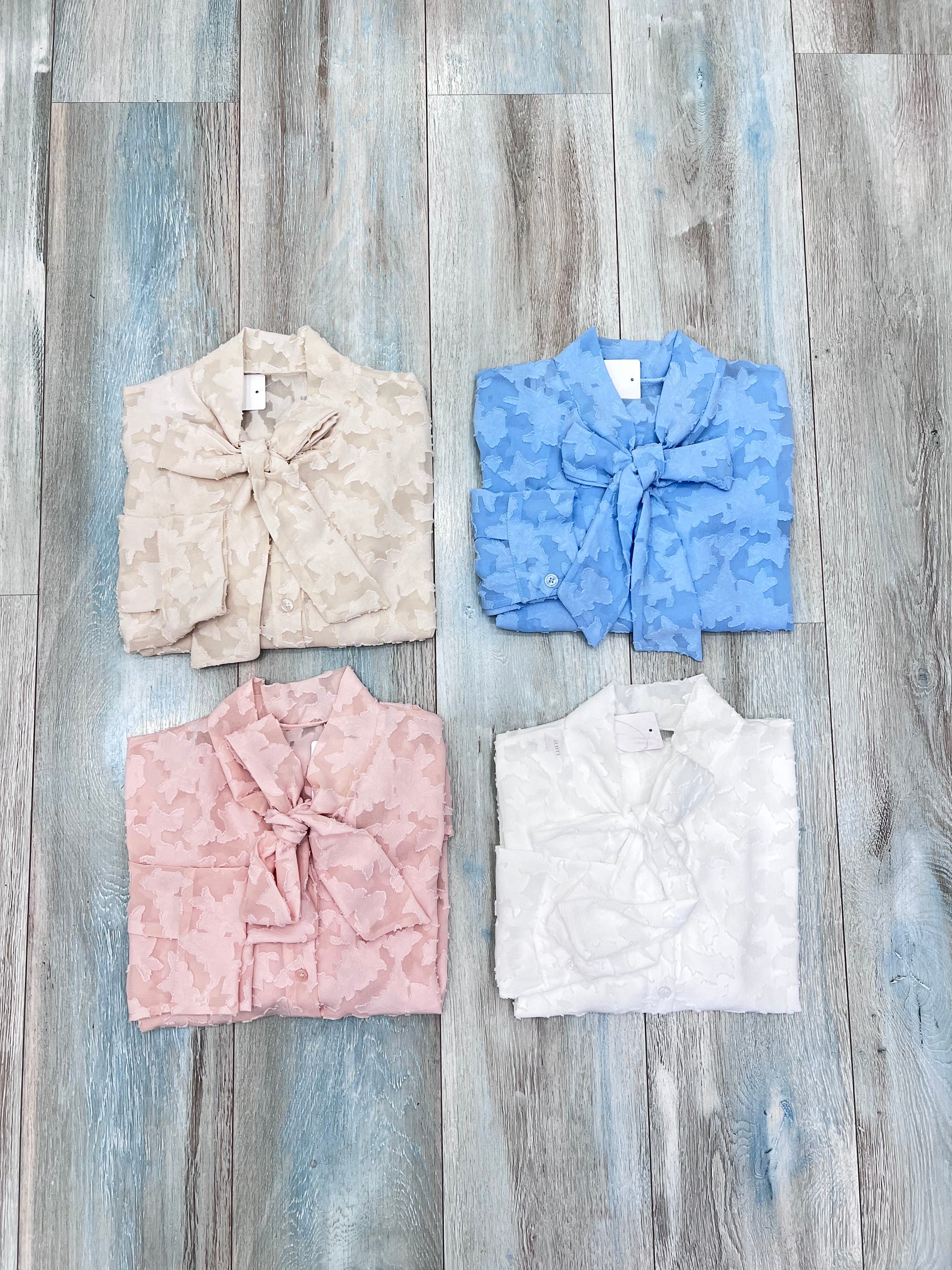 Camicia donna mod. Charlotte vista dei 5 colori disponibili – Camicia estiva elegante taglia unica – Frarò
