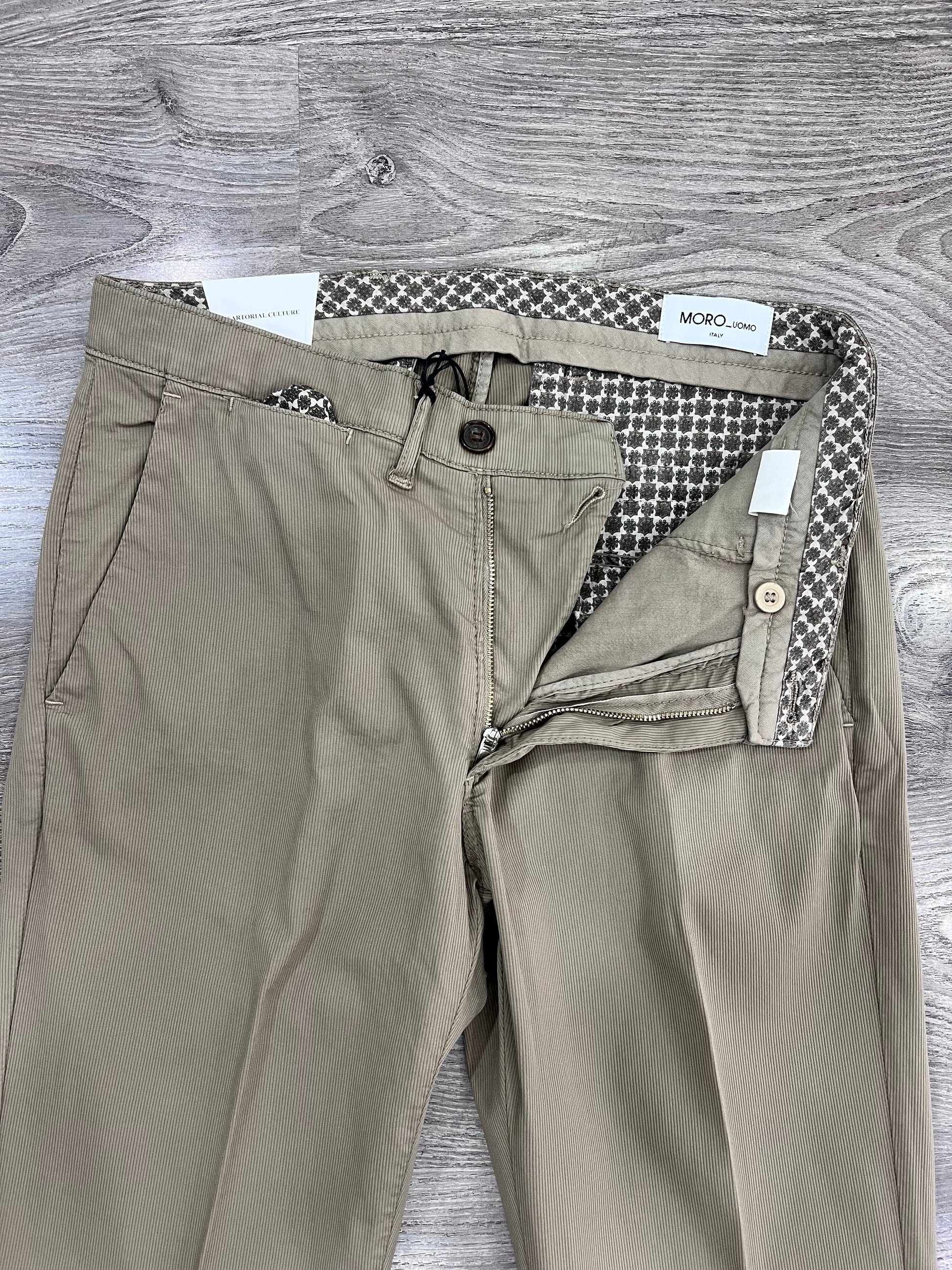Pantalone uomo 644 slim fit - colore Camel – dettaglio manifattura e fodera interna a fantasia – Frarò
