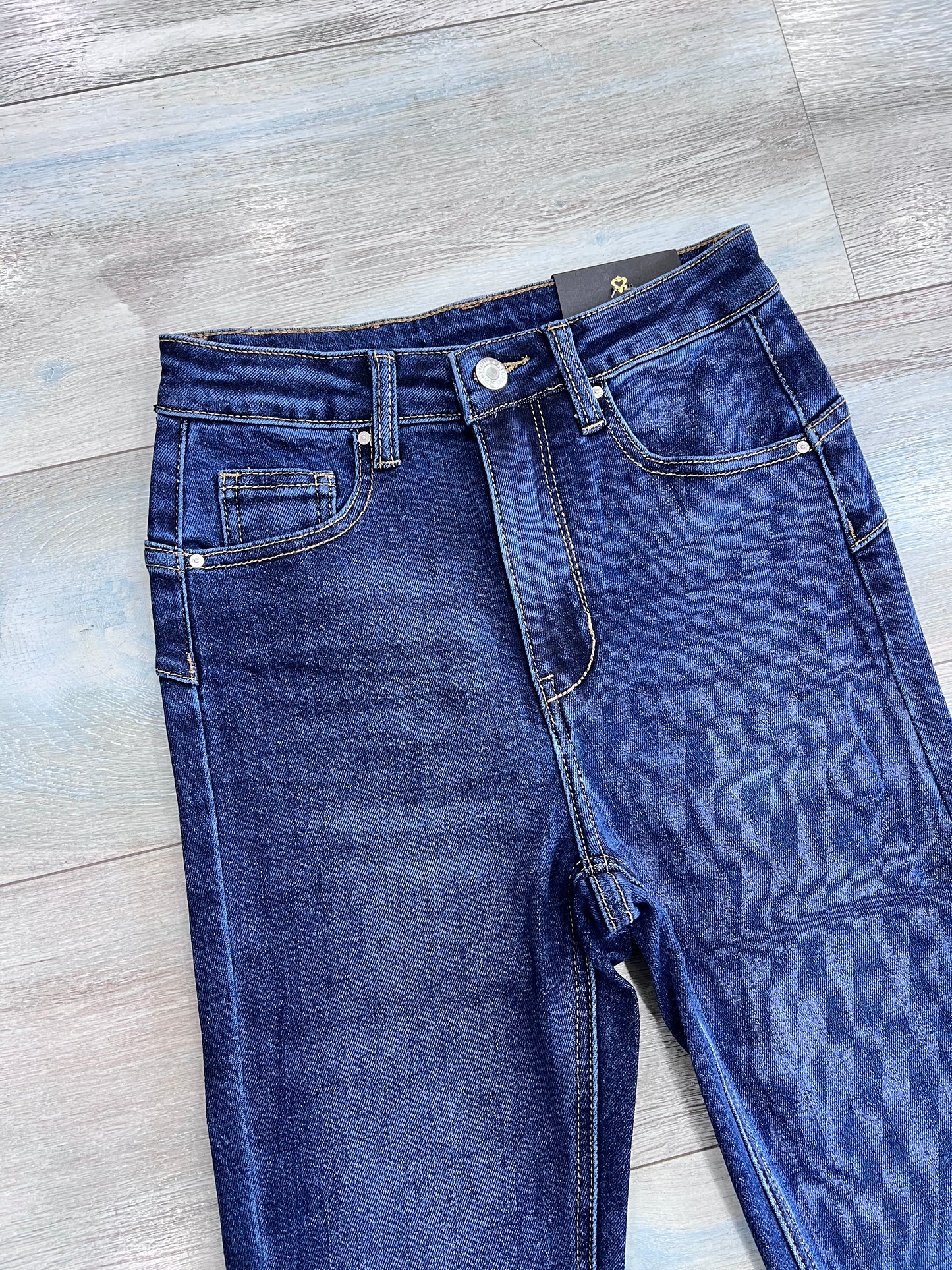 Dettaglio vita alta jeans skinny donna in cotone elasticizzato – Frarò
