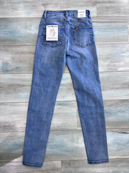 Jeans skinny curvy donna vista posteriore lavaggio chiaro estate – Frarò
