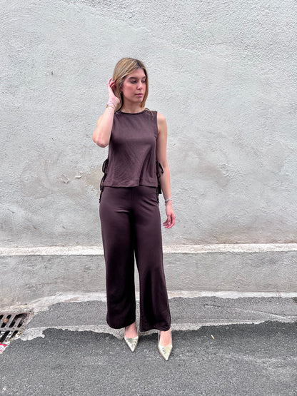 Coordinato donna Bresha cioccolato – look completo estivo top con perline e pantalone palazzo, collezione estiva Frarò Shop
