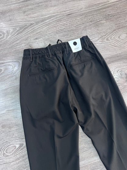 Pantalone uomo estivo poly viscosa sartoriale uomo elastico vita - dettaglio elastico, passanti e friso posteriore