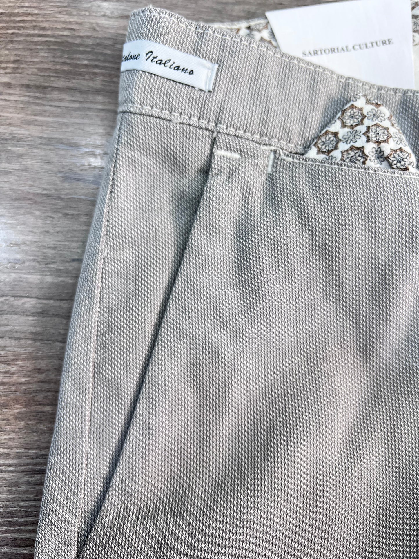 Pantalone uomo tinto in filo perla – dettaglio tasche americane – Frarò