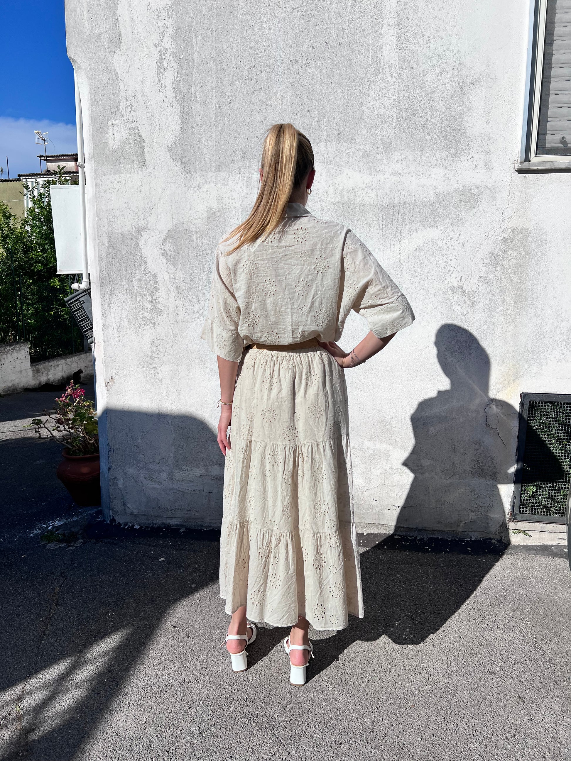 Coordinato donna in pizzo san gallo beige  – completo estivo taglia unica Frarò Shop - vista poteriore