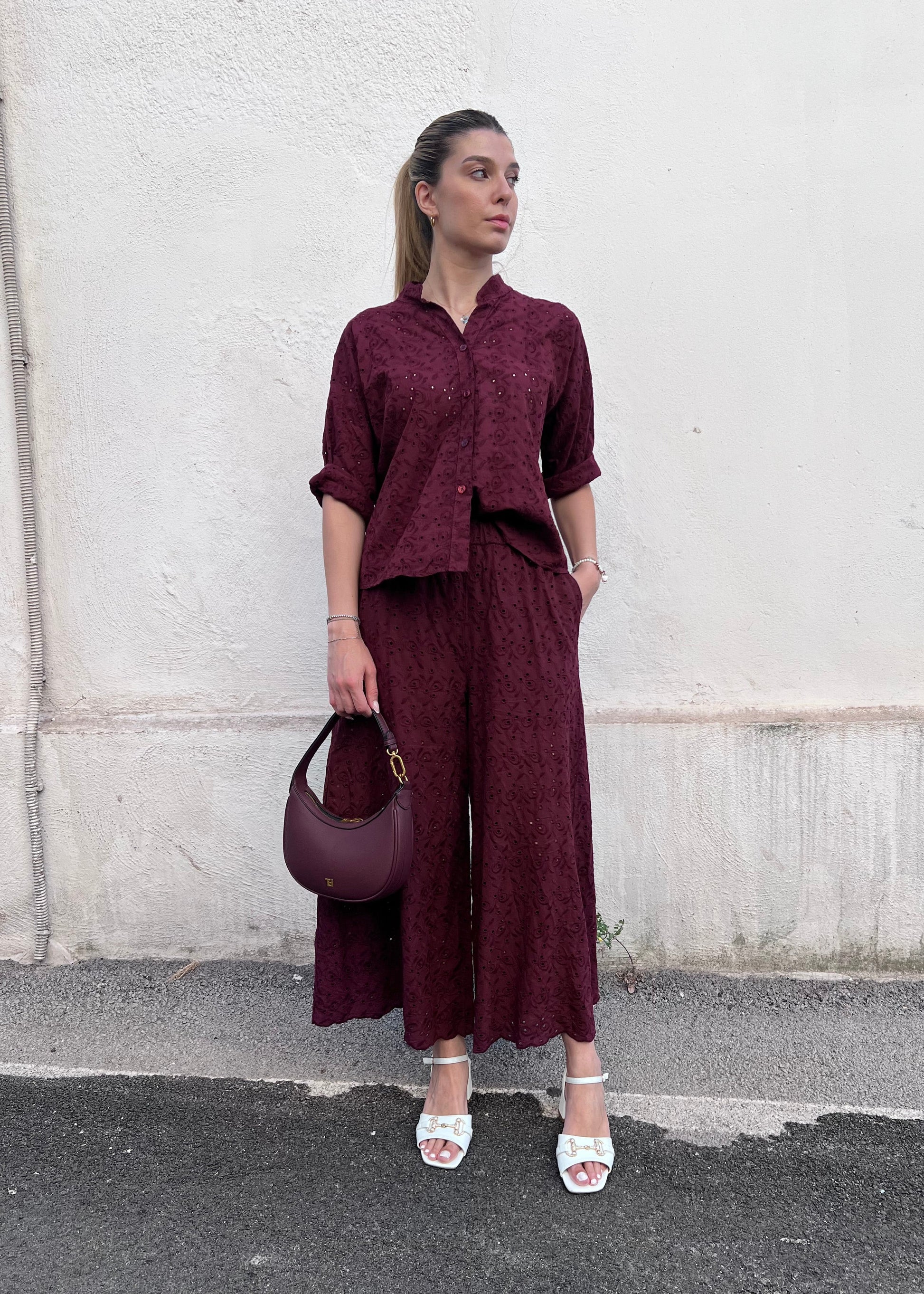 Coord set in pizzo san gallò donna colore amarena – camicia manica 3/4 e pantalone a palazzo, Made in Italy
