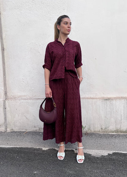 Coord set in pizzo san gallò donna colore amarena – camicia manica 3/4 e pantalone a palazzo, Made in Italy
