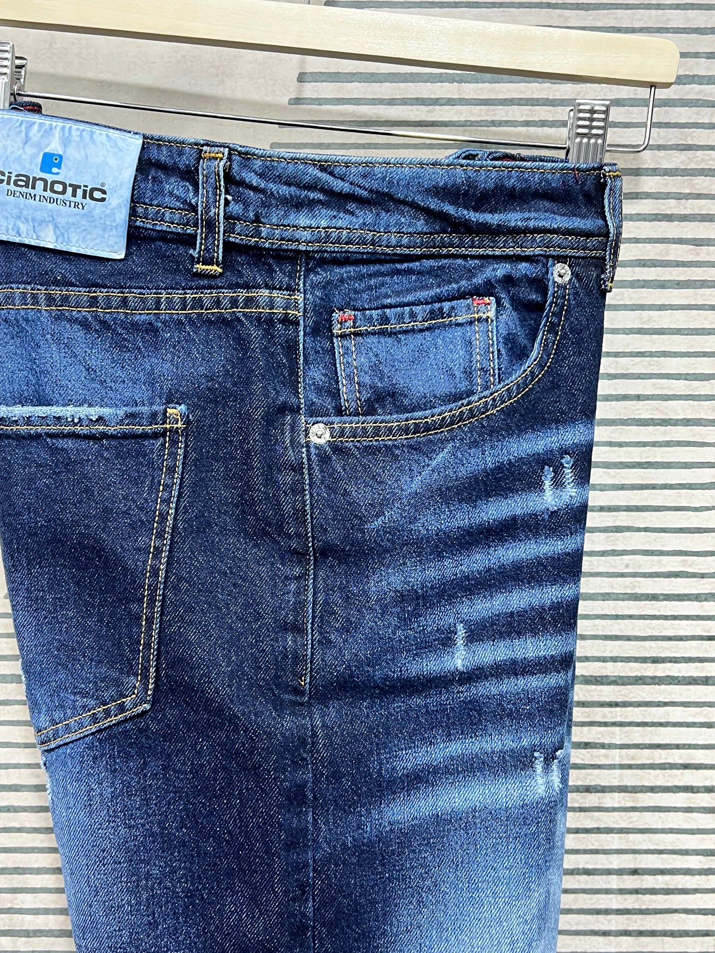 Jeans Brando Indaco (Ultimo 48)