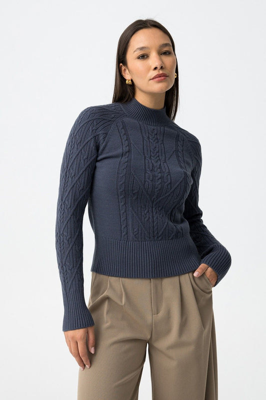 Maglione donna Alchemy  blu con trama a rombi elegante, mezzo collo e manica lunga
