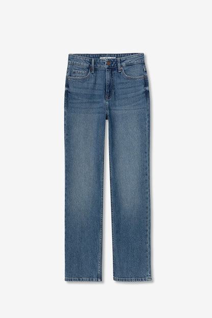 Jeans donna Tiffosi Amy_58 in denim blu, cinque tasche, vita alta e gamba dritta stesi su sfondo bianco