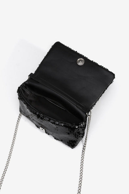 Pochette Becker paillettes nera - dettaglio chiusura con patta