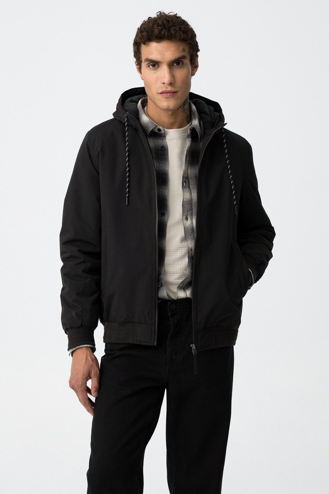 Giubbotto Belcher uomo colore nero Tiffosi - vista frontale giacca elegante
