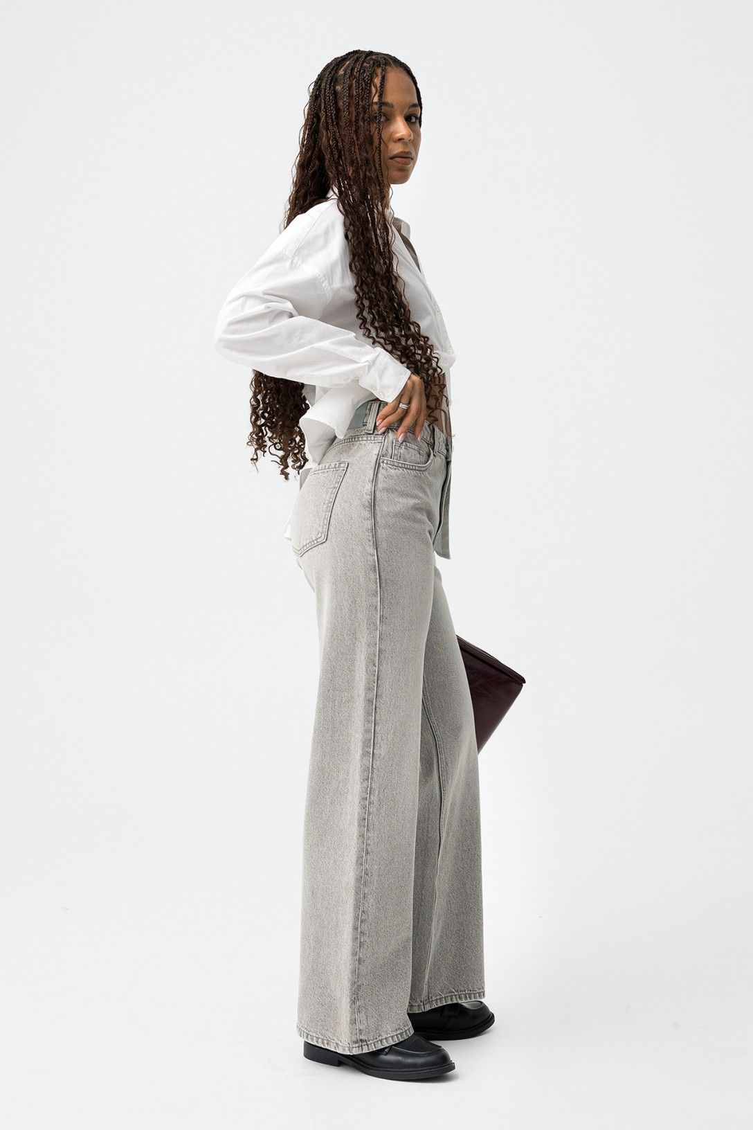 Jeans bonnye donna grigio wide leg Bonnye_52 - vista laterale con dettaglio gamba larga