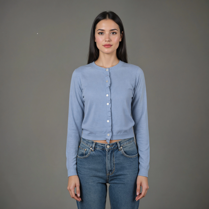 Cardigan donna elegante lanetta premium con rouge e bottoni - vista  frontale indossato