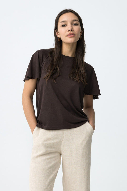 T-Shirt Cooky donna colore cioccolato in viscosa, girocollo e manica corta con volant - vista frontale | Frarò

