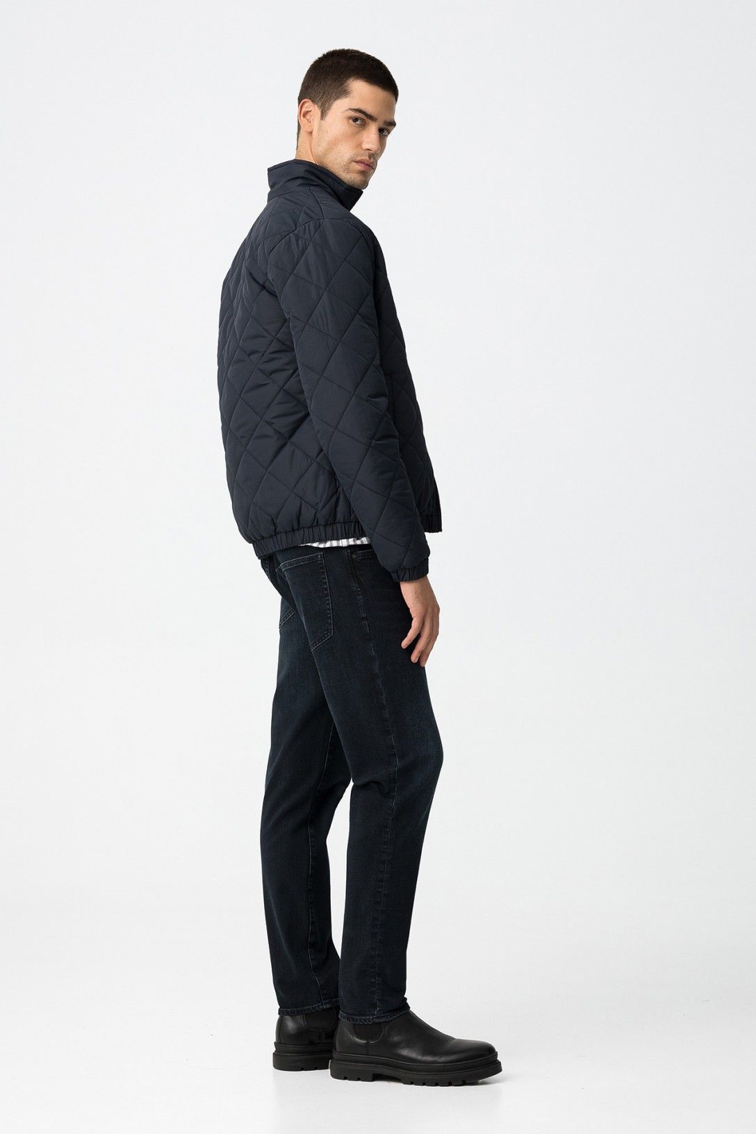 "Jeans Dylan 105 blu - look completo casual moderno"