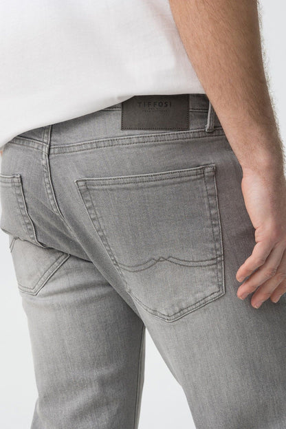 Jeans Dylan 97 ( Ultimo TG. 46)