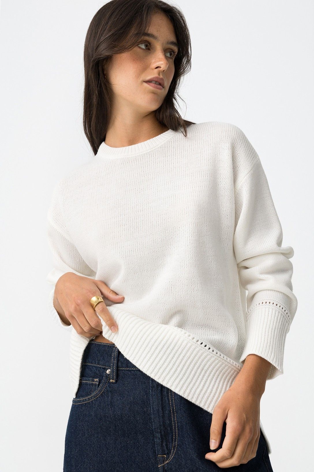Maglione Eternal donna colore bianco - dettaglio texture acrilico e bordi a coste