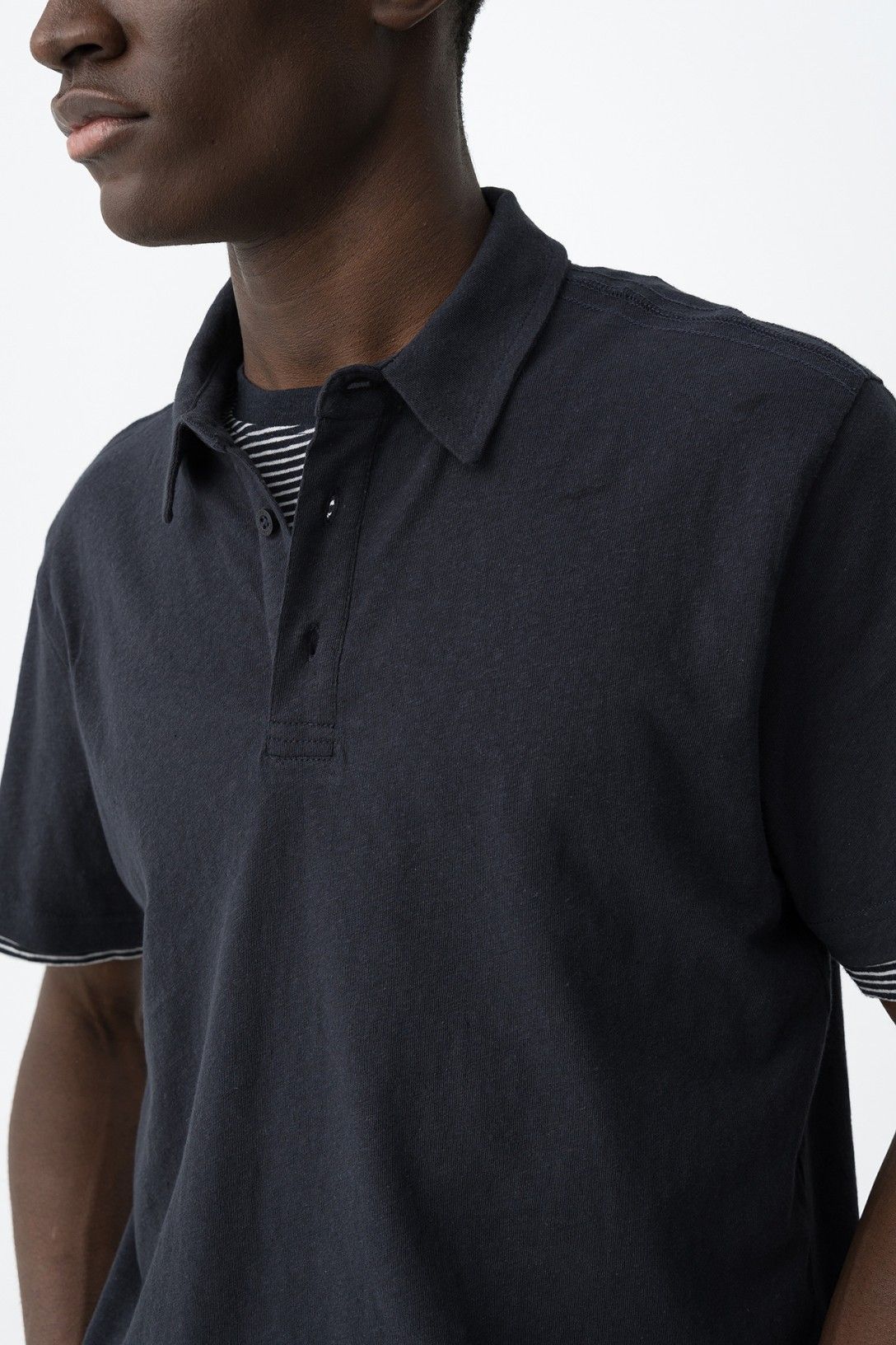 Polo uomo Forest cotone lino  Tiffosi blu - dettaglio colletto e chiusura bottoni