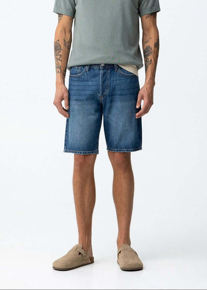 Bermuda jeans uomo Jacob_46 denim sabbiato regular fit – vista frontale