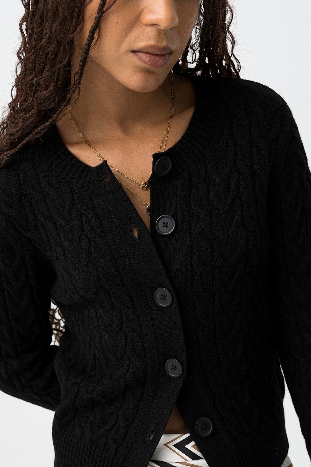 Cardigan Limnoria donna nero - dettaglio bottoni e chiusura frontale