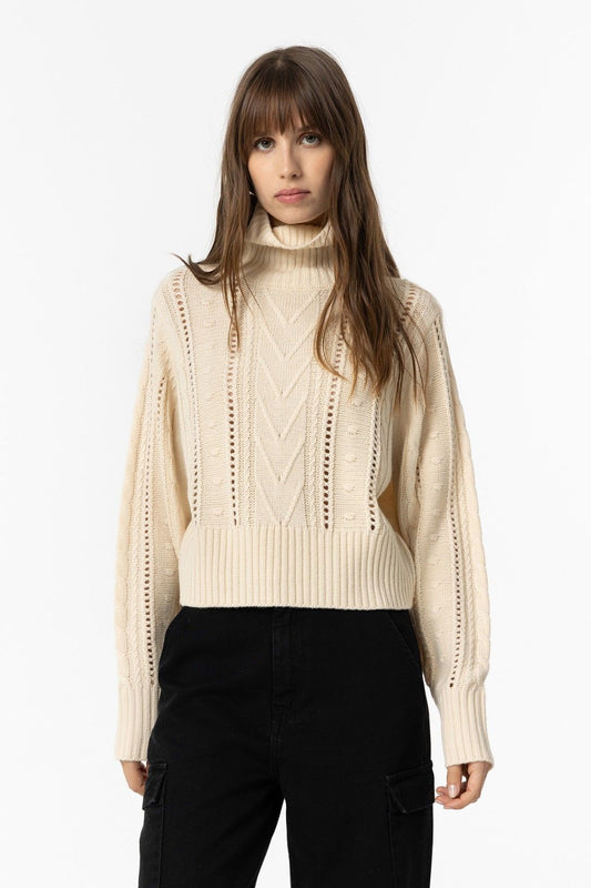 Maglione donna beige Tiffosi Midnattsol White Sand con collo alto - vista frontale
