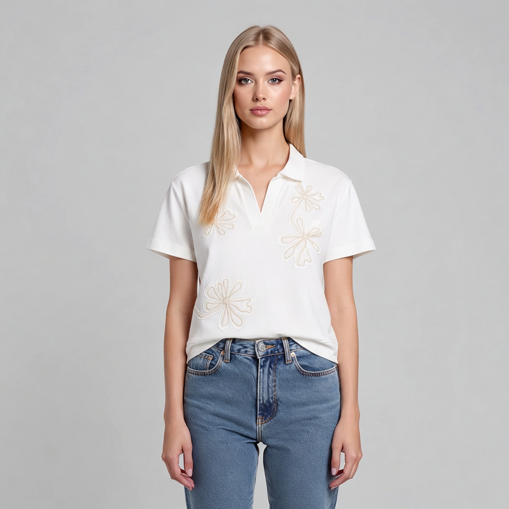 Polo donna ricamo floreale Philly bianca Tiffosi - vista frontale maglia con ricamo floreale scollo a V