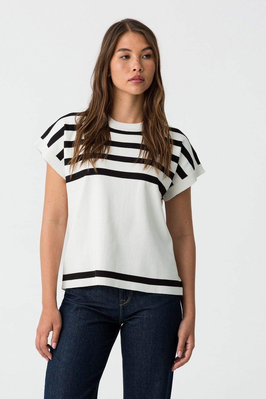 t-shirt donna in filo bianca - ploto -vista frontale