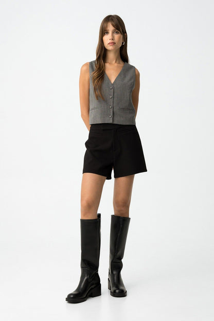 Gilet Riley_C donna scollo V righe - total look con shorts in nero