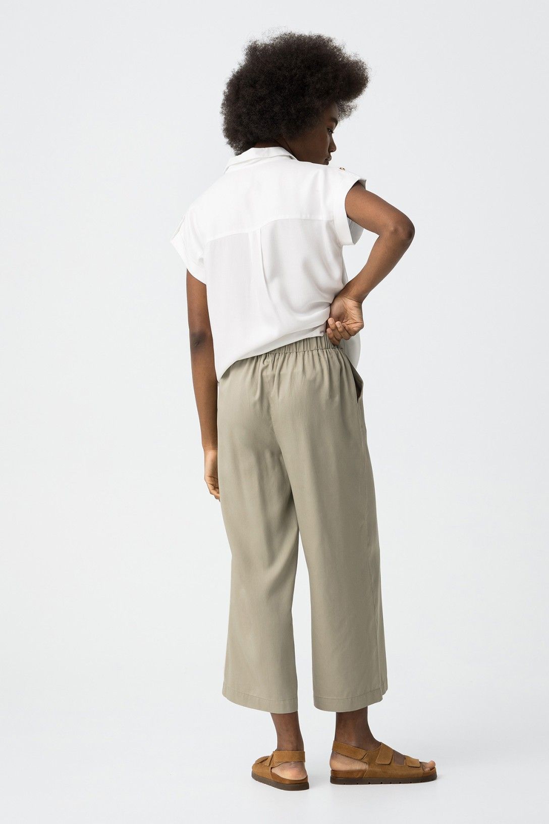 "Pantalone verde ROSELIN vista alternativa - Stile palazzo capri"