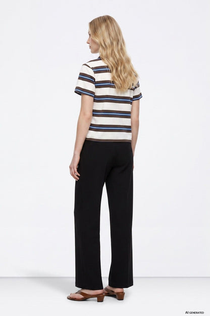 Vista posteriore del pantalone donna Sammy Tiffosi nero, a vita alta, con taglio dritto e vestibilità morbida oversize