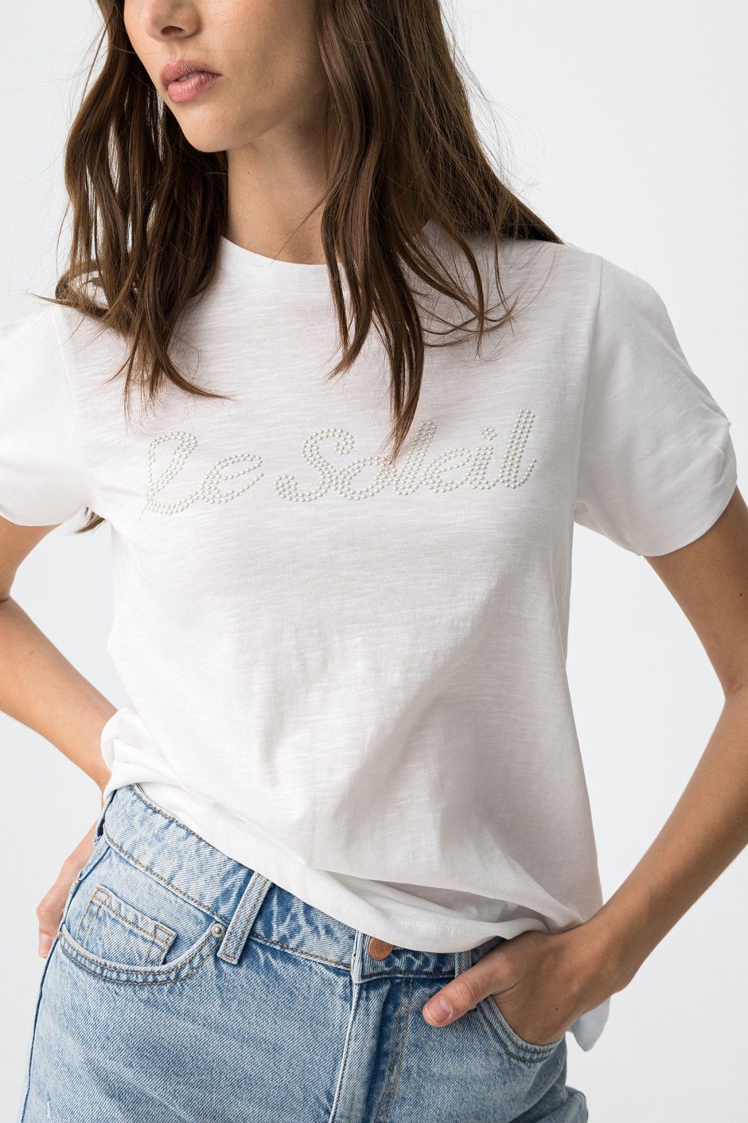 T-shirt Seadra donna in bianco manica corta vista frontale e dettaglio scritta 