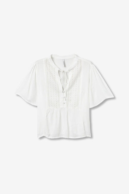 Camicia donna Viscosa Siria bianca  con pizzo traforato e manica corta Tiffosi sù sfondo bianco e commerce.