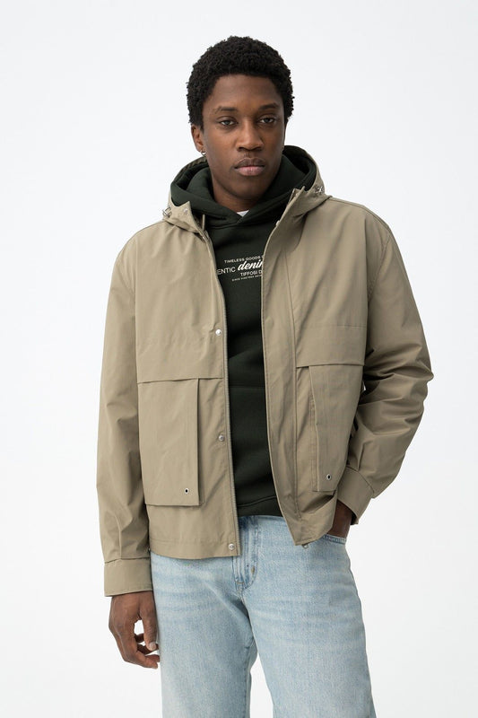 Giubbotto uomo leggero Thunder con cappuccio poliestere - vista frontale giacca primaverile Tiffosi
