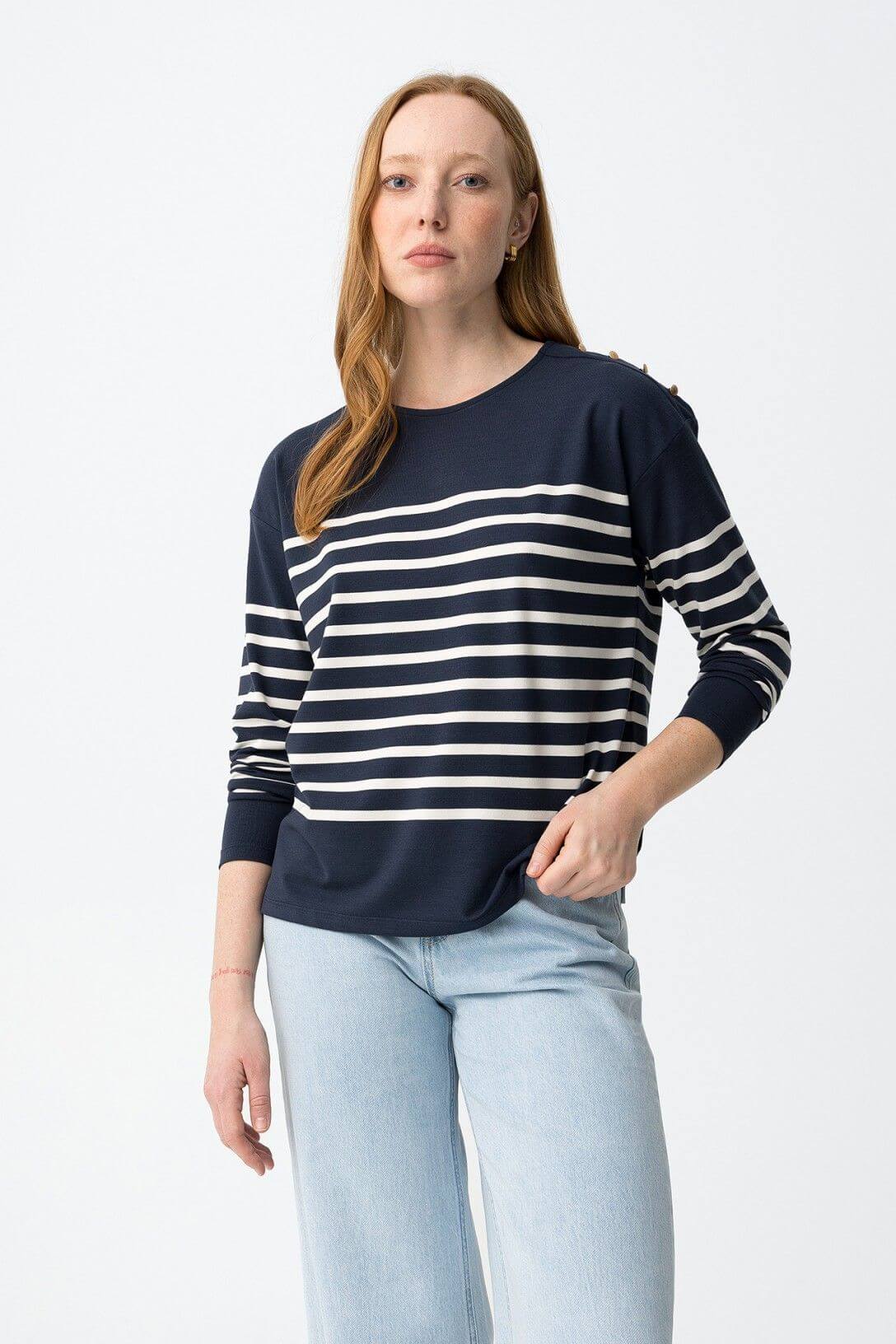 T-shirt donna manica lunga Venice a righe blu e bianche, scollo rotondo, stile marinaro elegante
